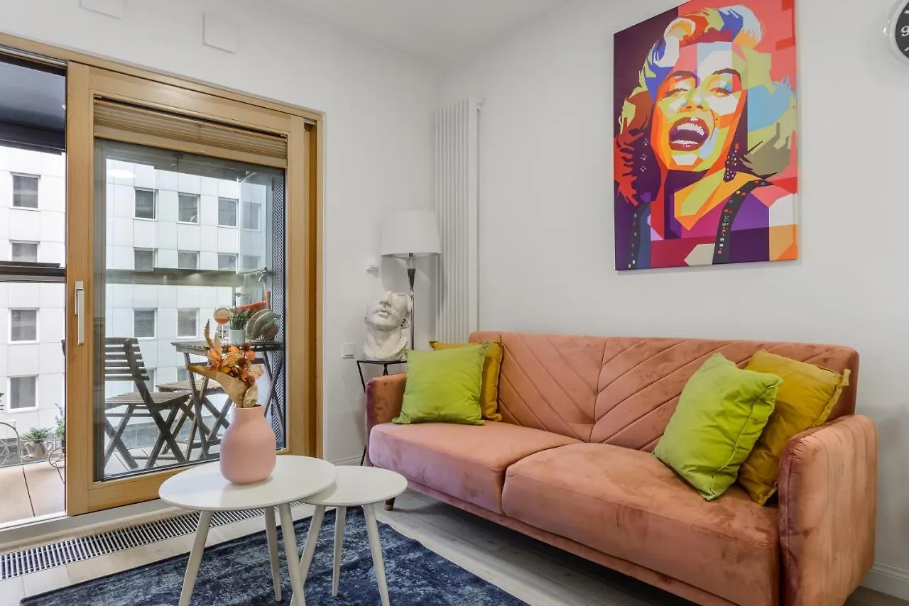Lumina Luxury Apartments In Mennica Residence Varsovia