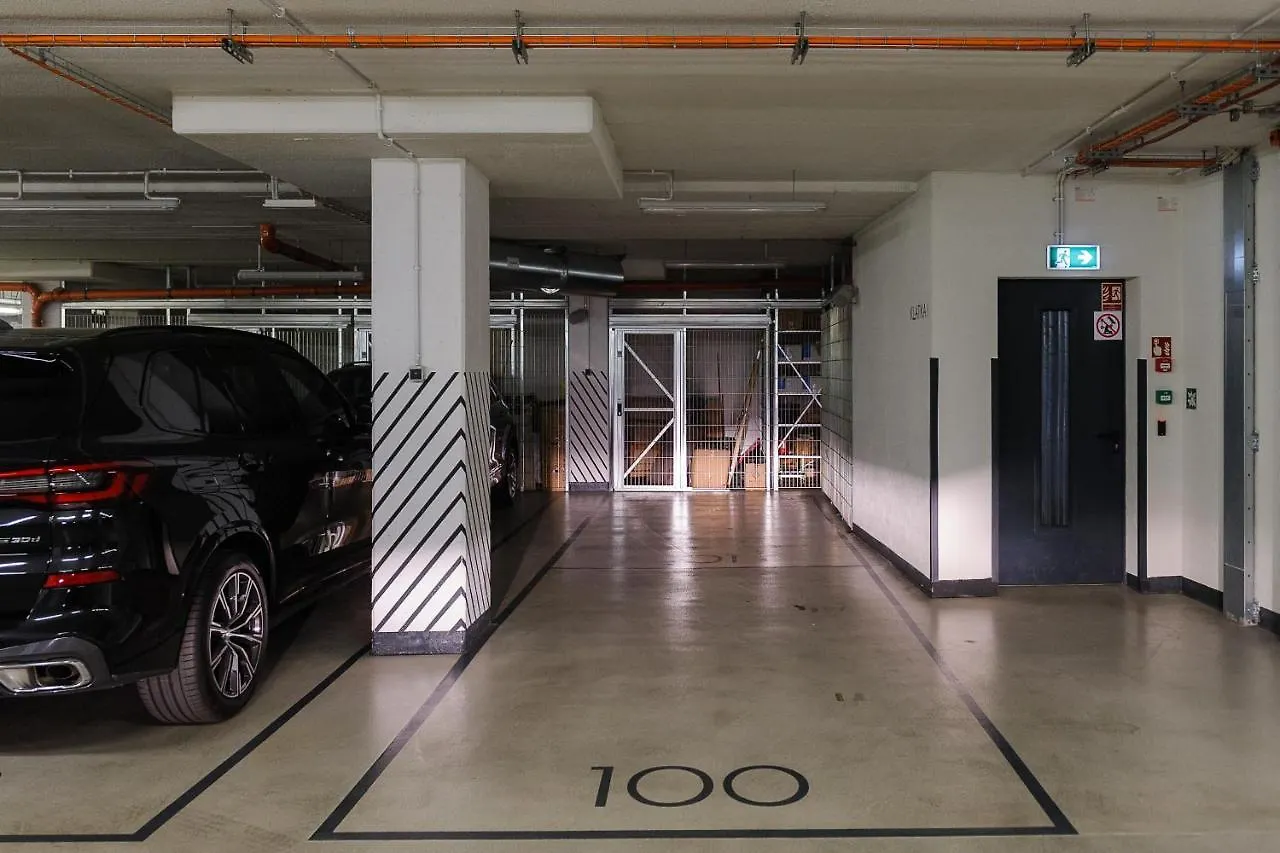 Lumina Luxury Apartments In Mennica Residence Varsovia